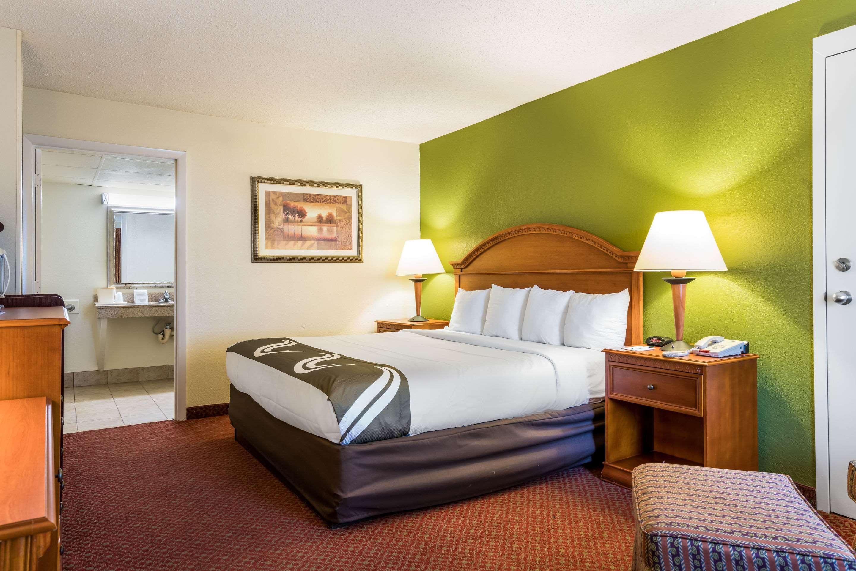 Quality Inn North Battleboro Екстер'єр фото