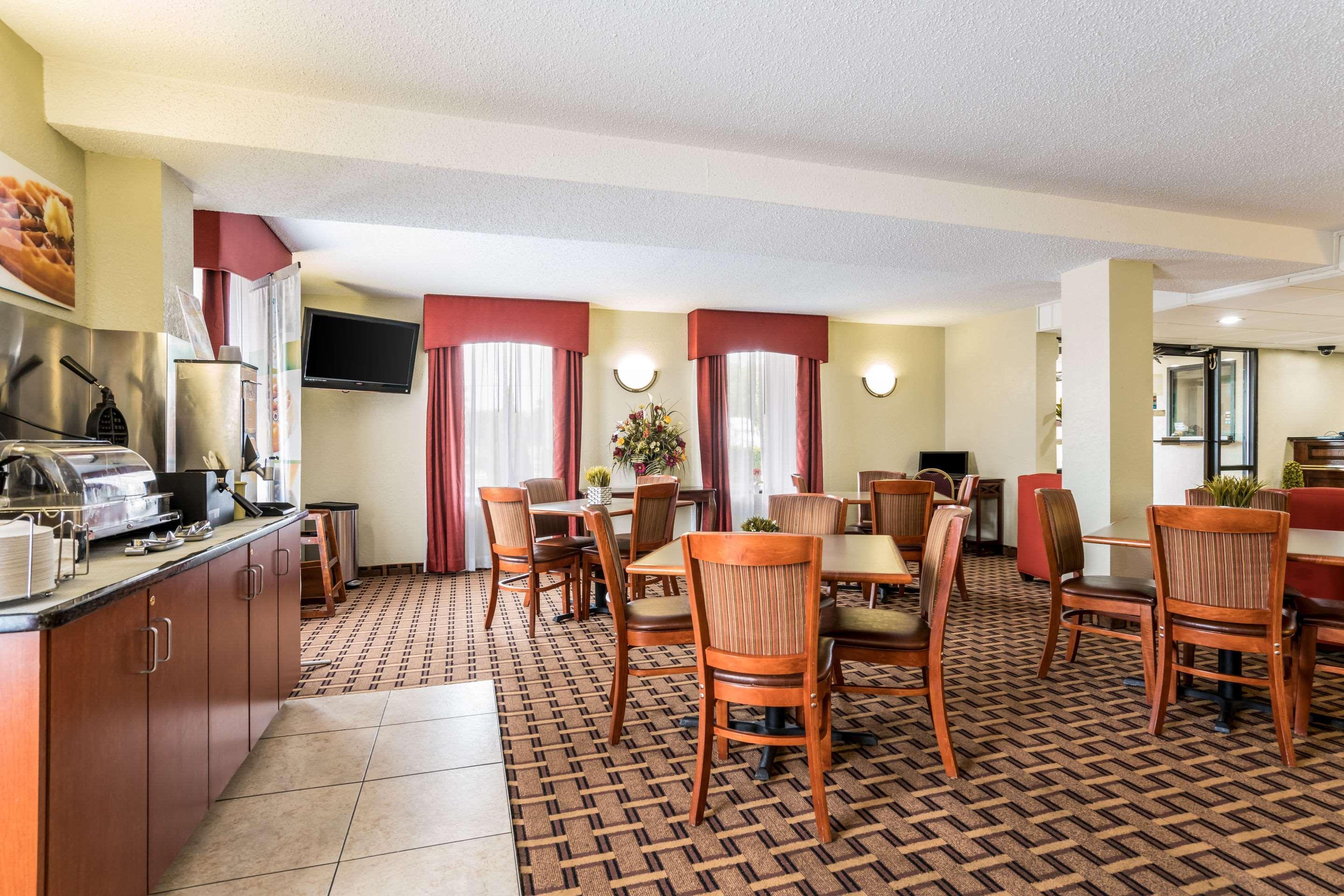 Quality Inn North Battleboro Екстер'єр фото