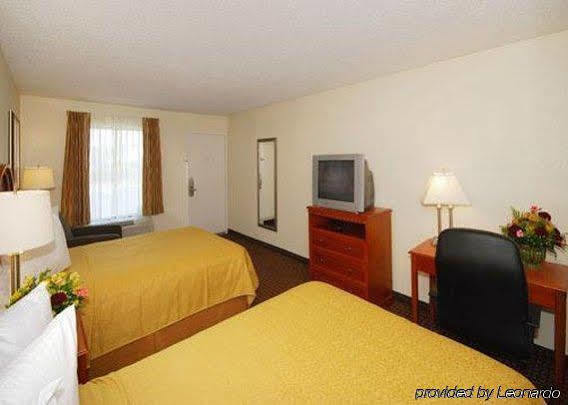 Quality Inn North Battleboro Екстер'єр фото