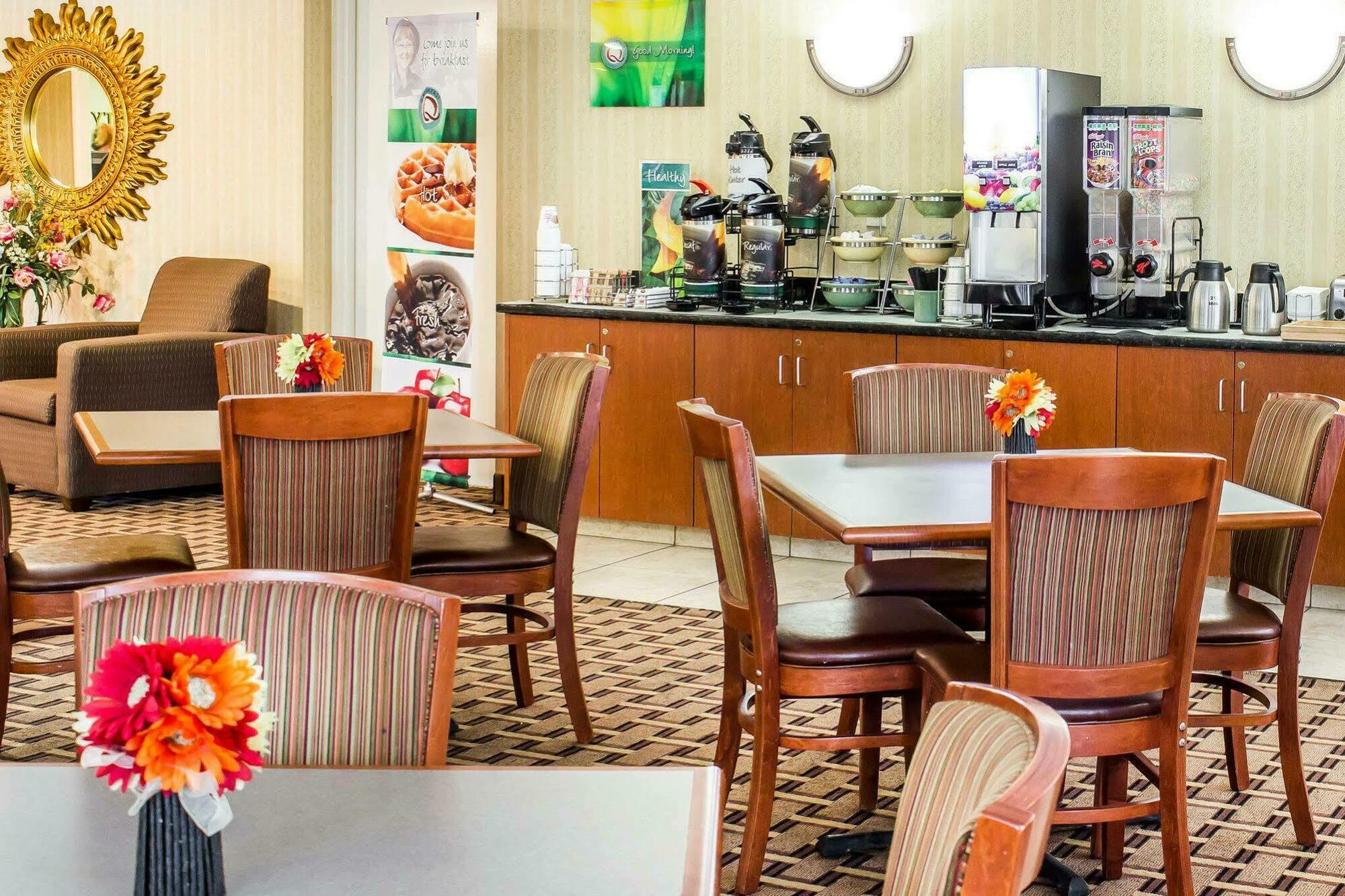 Quality Inn North Battleboro Екстер'єр фото