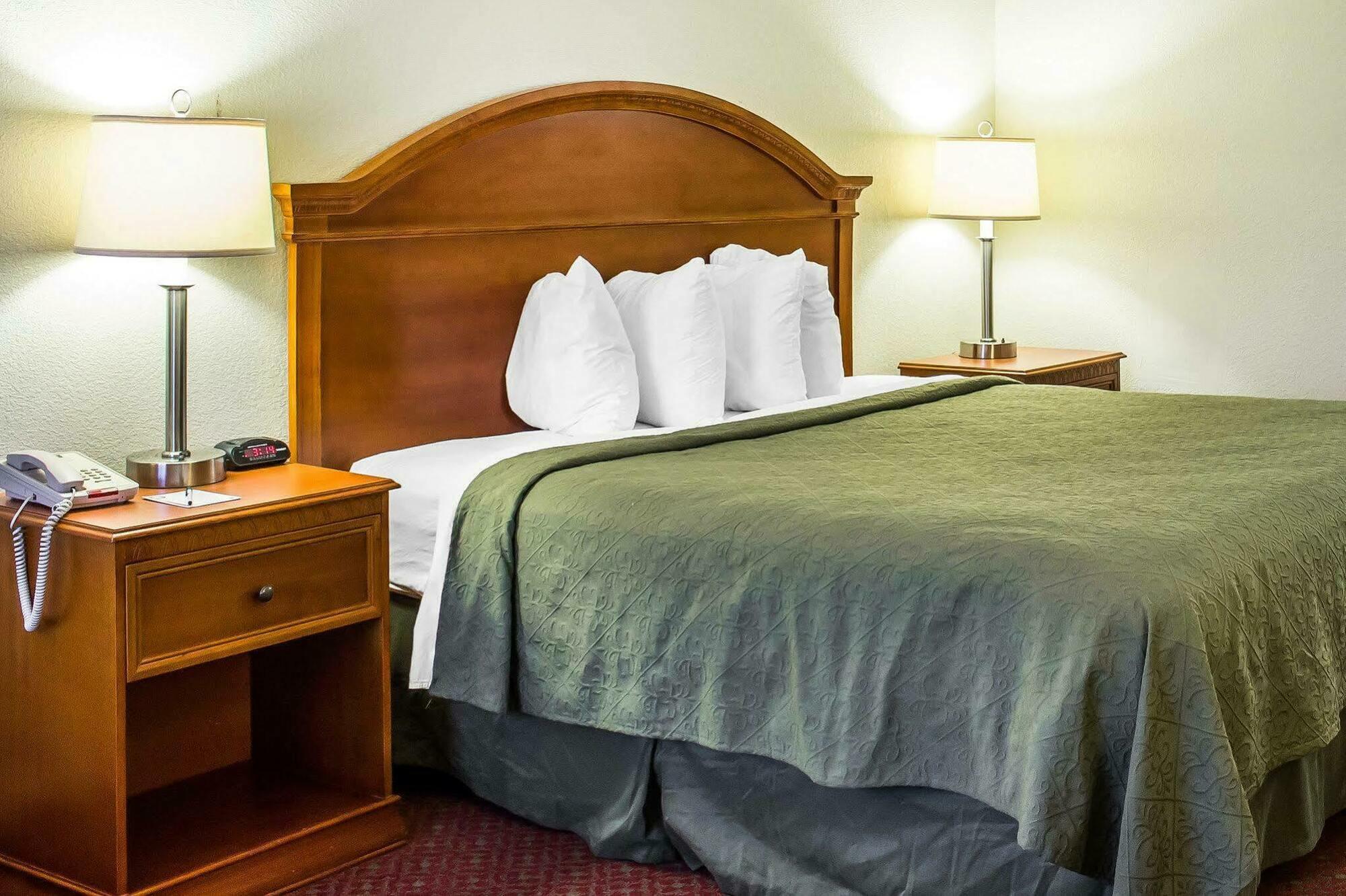 Quality Inn North Battleboro Екстер'єр фото